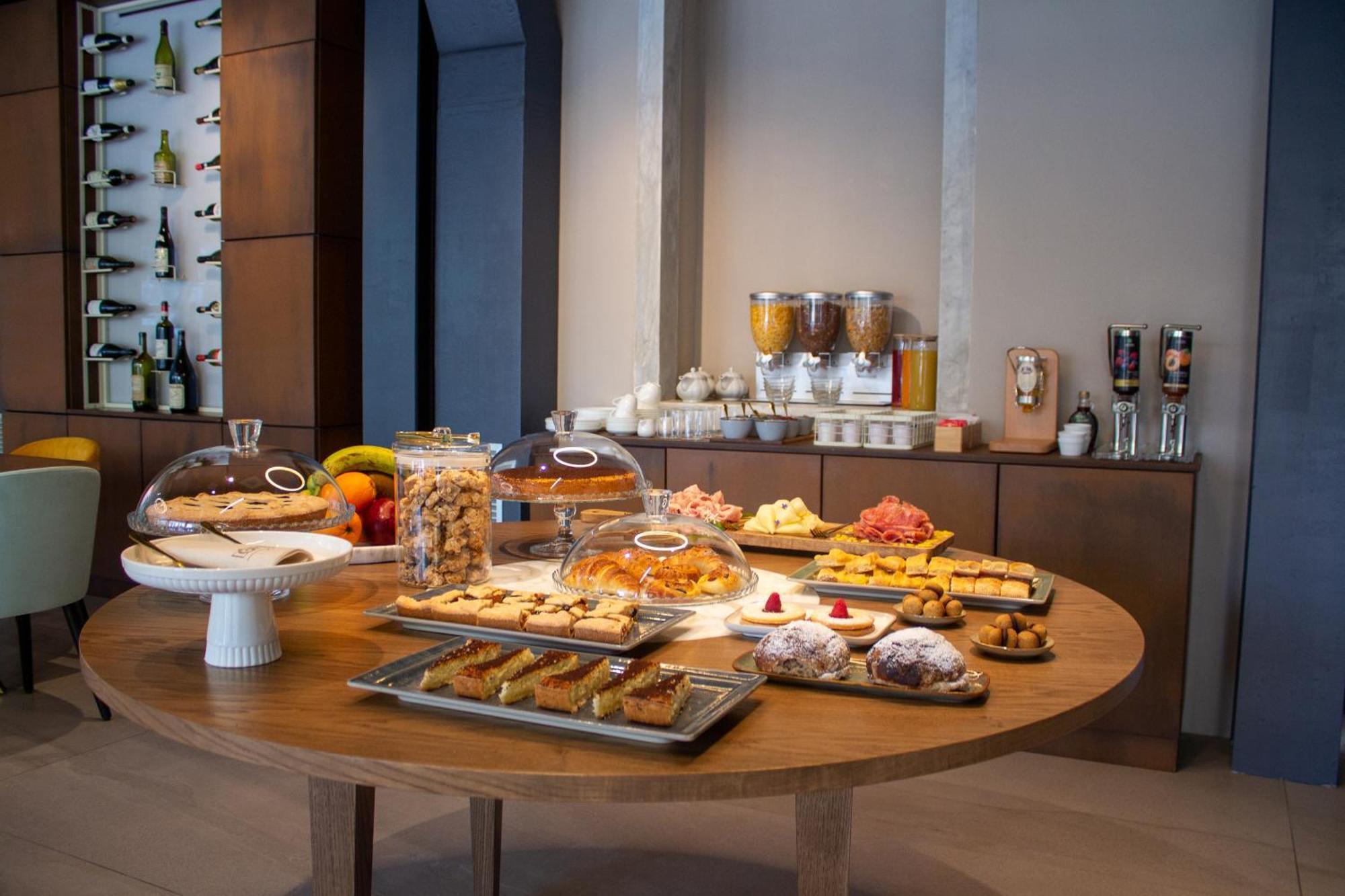 Doride Suites Boutique Hotel Marina Di Carrara Εξωτερικό φωτογραφία