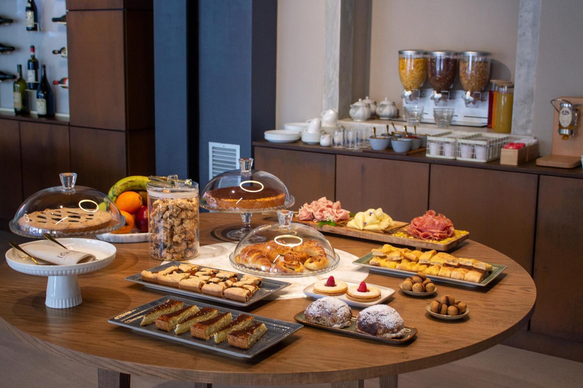 Doride Suites Boutique Hotel Marina Di Carrara Εξωτερικό φωτογραφία