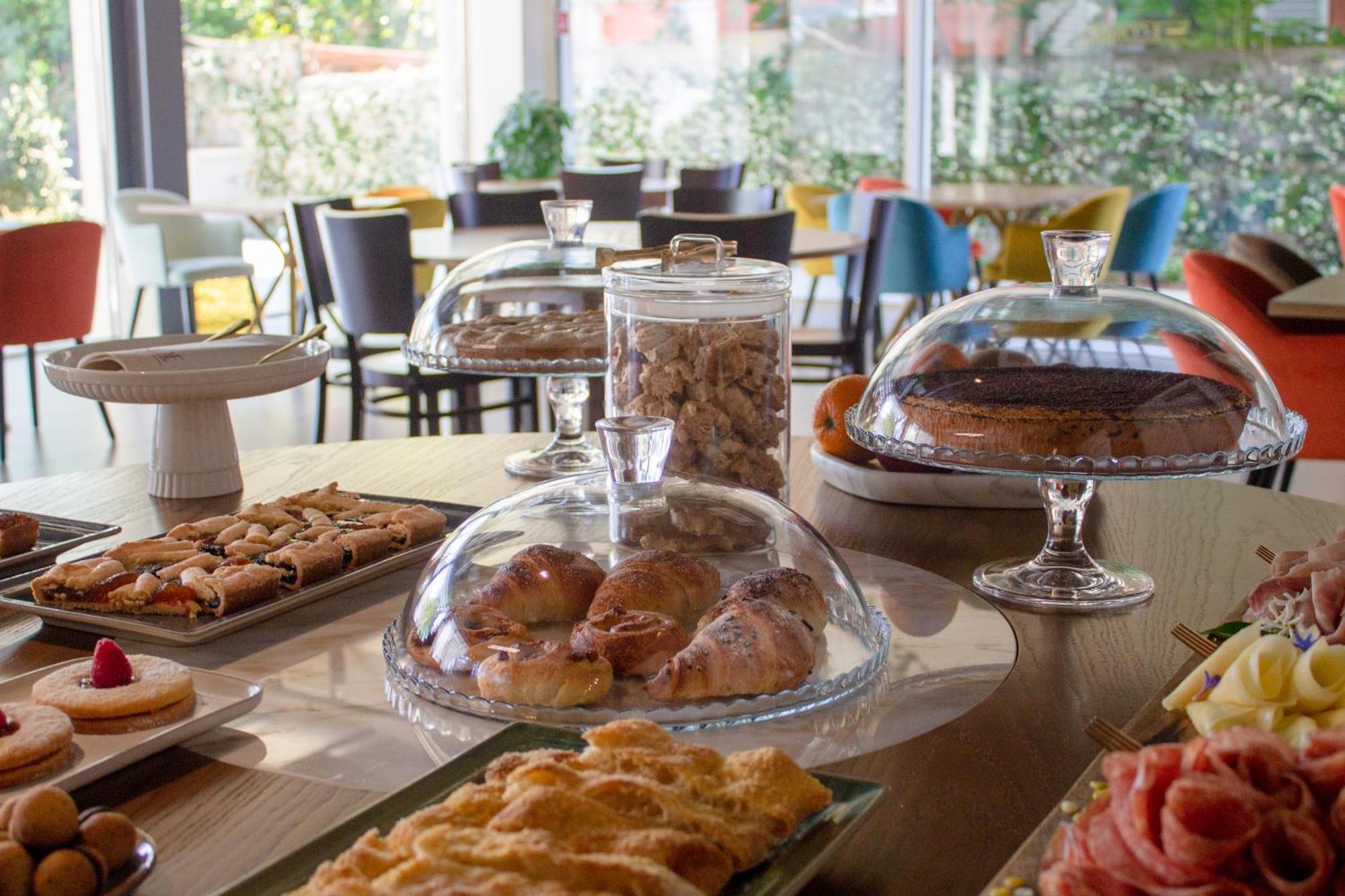 Doride Suites Boutique Hotel Marina Di Carrara Εξωτερικό φωτογραφία