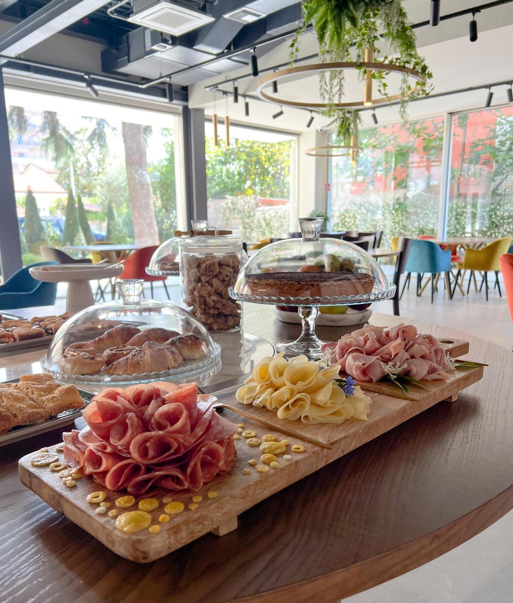 Doride Suites Boutique Hotel Marina Di Carrara Εξωτερικό φωτογραφία