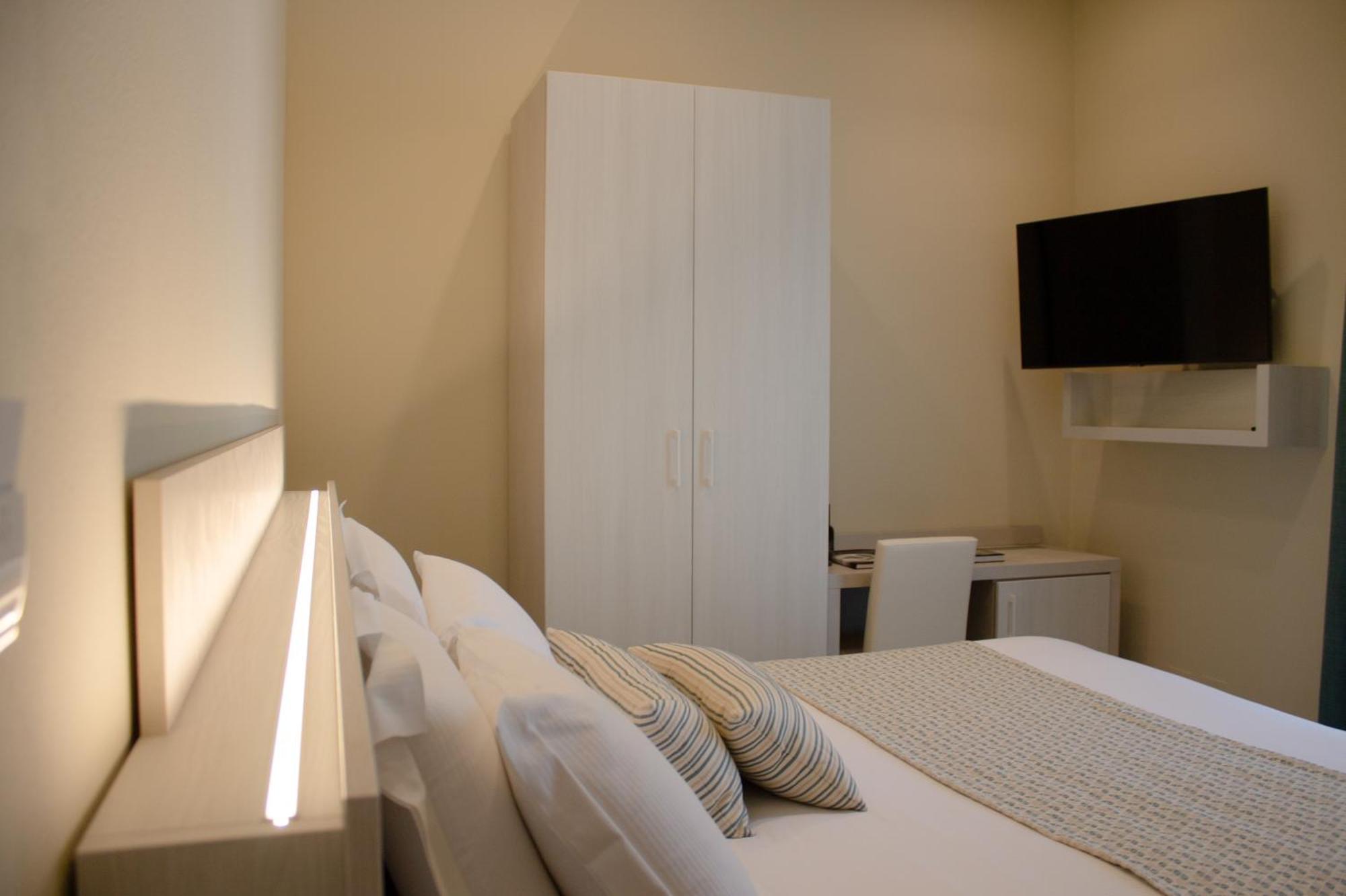 Doride Suites Boutique Hotel Marina Di Carrara Εξωτερικό φωτογραφία