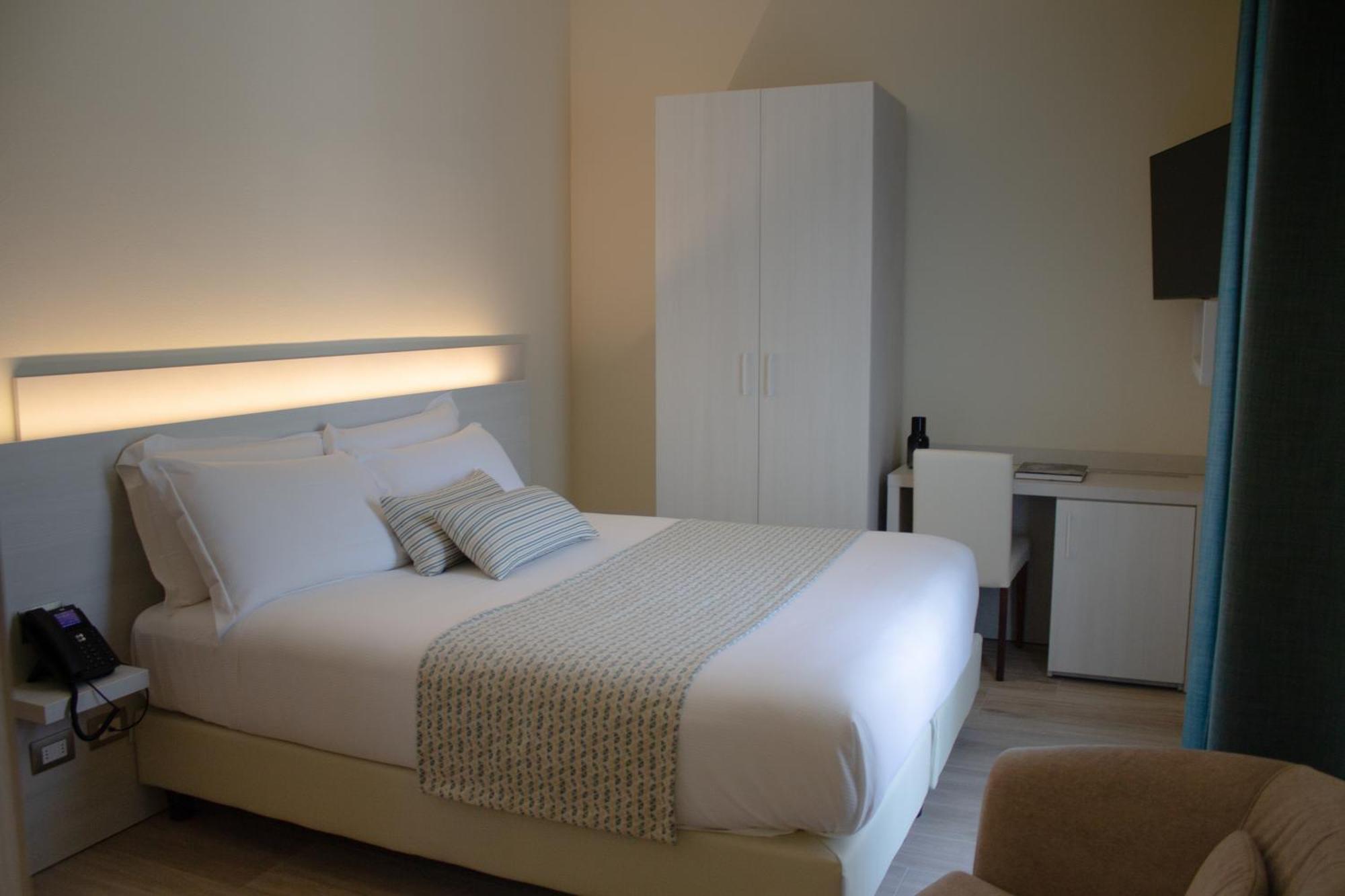 Doride Suites Boutique Hotel Marina Di Carrara Εξωτερικό φωτογραφία